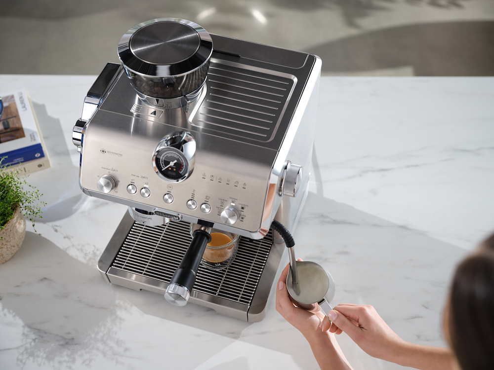 DE LONGHI EC9555M - Kaffeemaschine La Specialista 19Bar