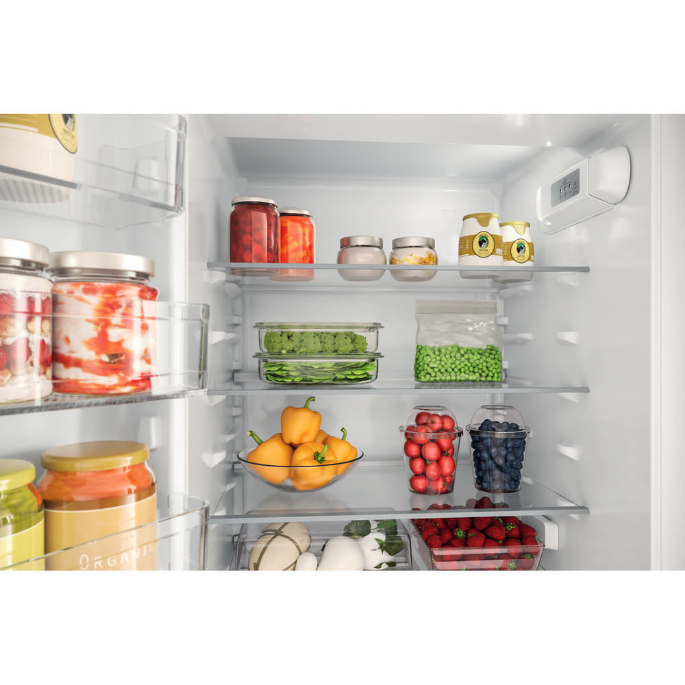 HOTPOINT-ARISTON 859991677580 - Einbaukühlschrank 273LT