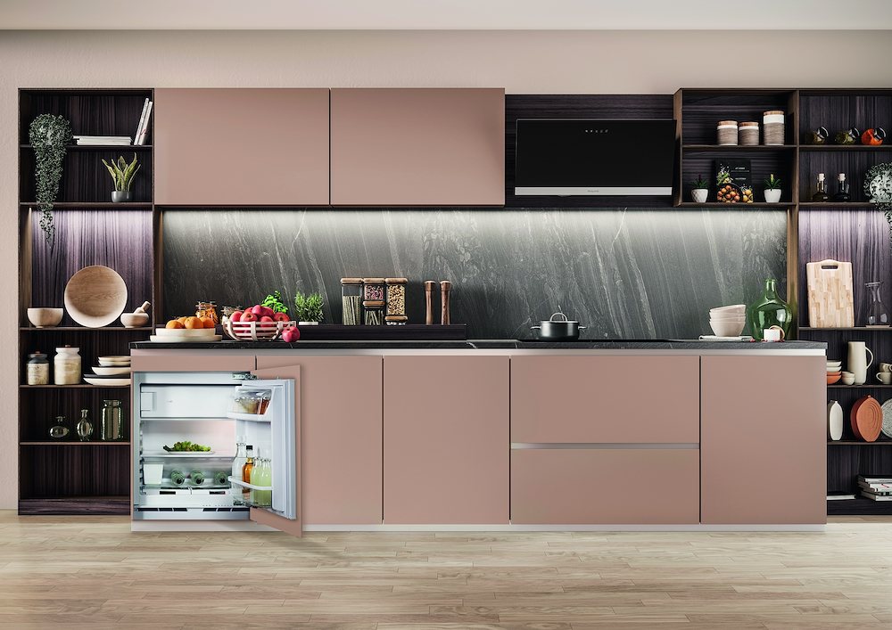 HOTPOINT-ARISTON HABUF011 - Einbaukühlschrank 126LT