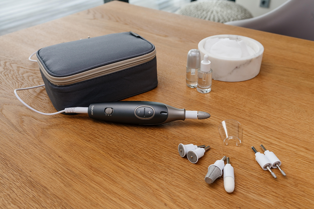 BEURER MP1RSMOOTHPIU - Maniküre und Pediküre Set mit 7 Zubehörteilen