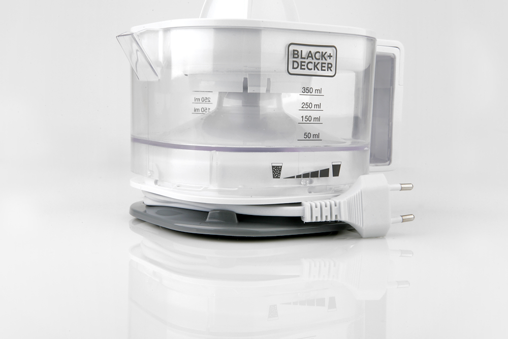 BLACK+DECKER BXCJ25E - Saftpresse 25W mit 350ml Behälter