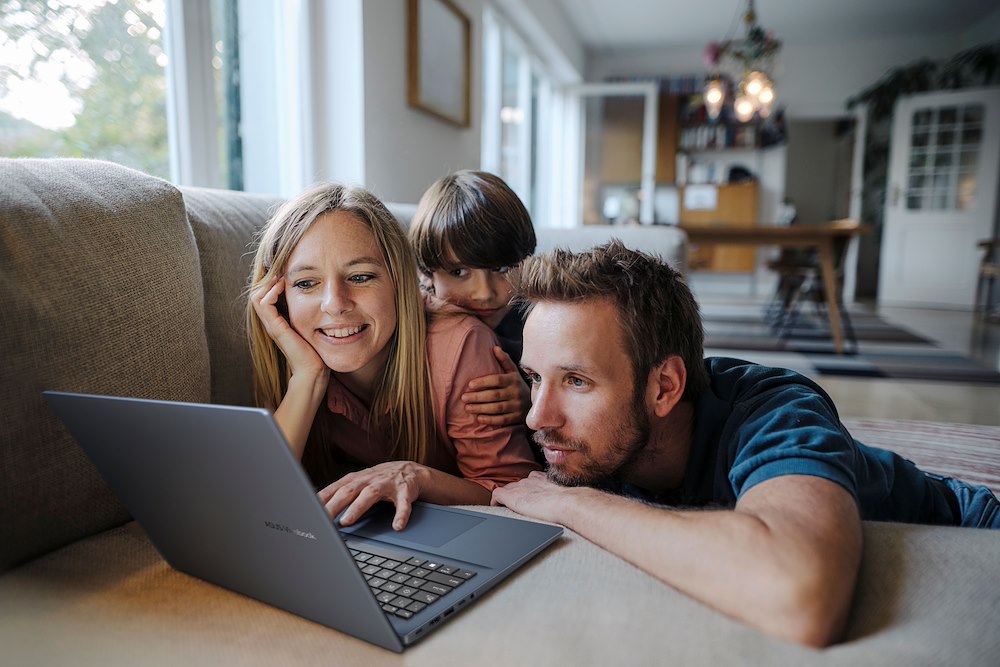 ASUS VIVOBOOKF1607CAMB193W - Notebook 16" Ultra 7 16GB SSD