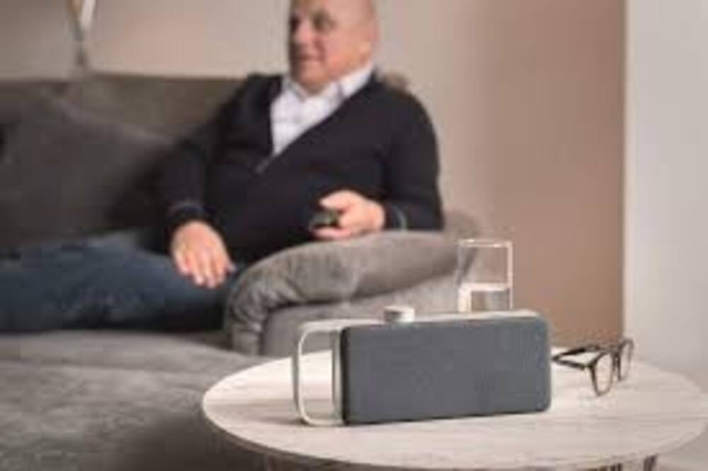 Sonoro SV100 - Tragbarer TV-Sprachverstärker Oskar