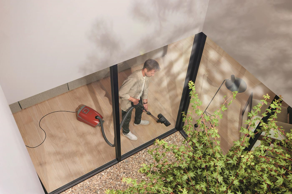 MIELE GUARDL1ROSSOTERRA - Miele L1 Staubsauger Leistungsstark