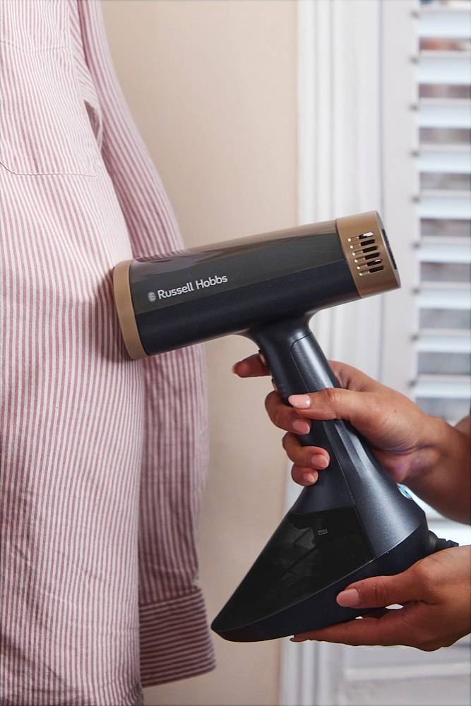 RUSSELL HOBBS 28550-56 - Dampfbügeleisen mit Absaugfunktion