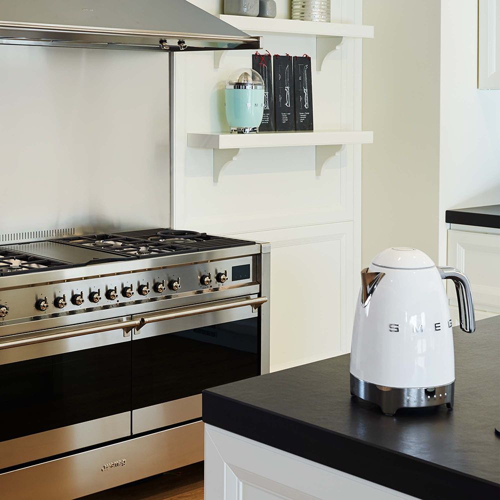 SMEG KLF04WHEU - Smeg 50's Style Wasserkocher weiß