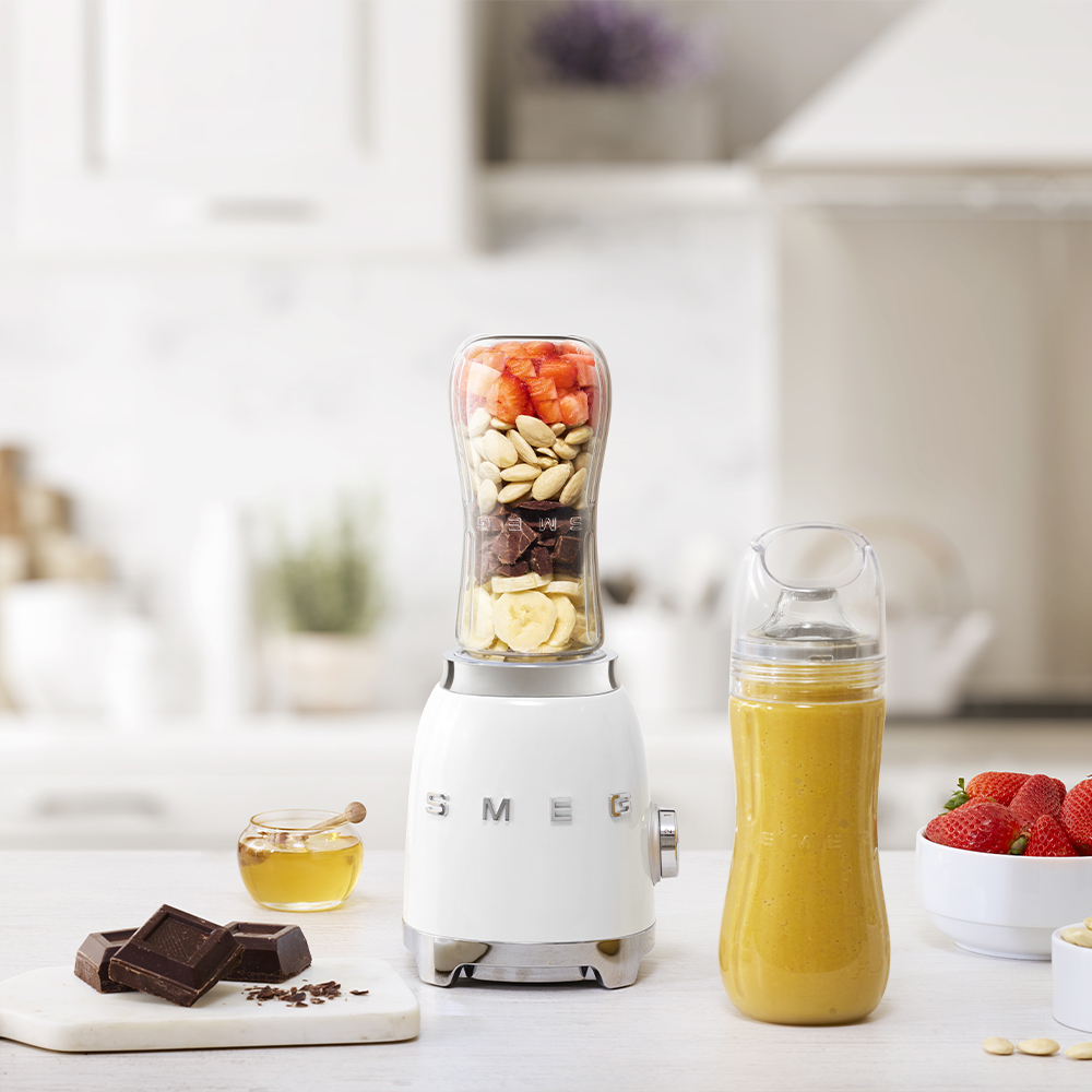 SMEG PBF01WHEU - Kompakter 50er Jahre Mixer Weiß