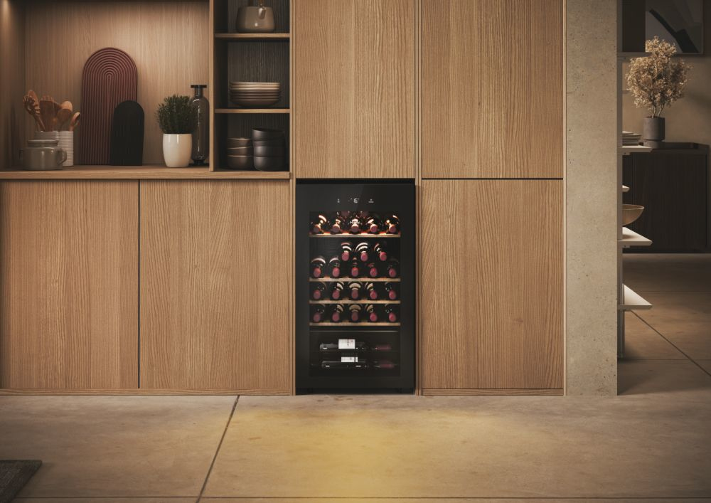 HAIER HWS34GGH1 - Weinkühlschrank 34 Flaschen Schwarz