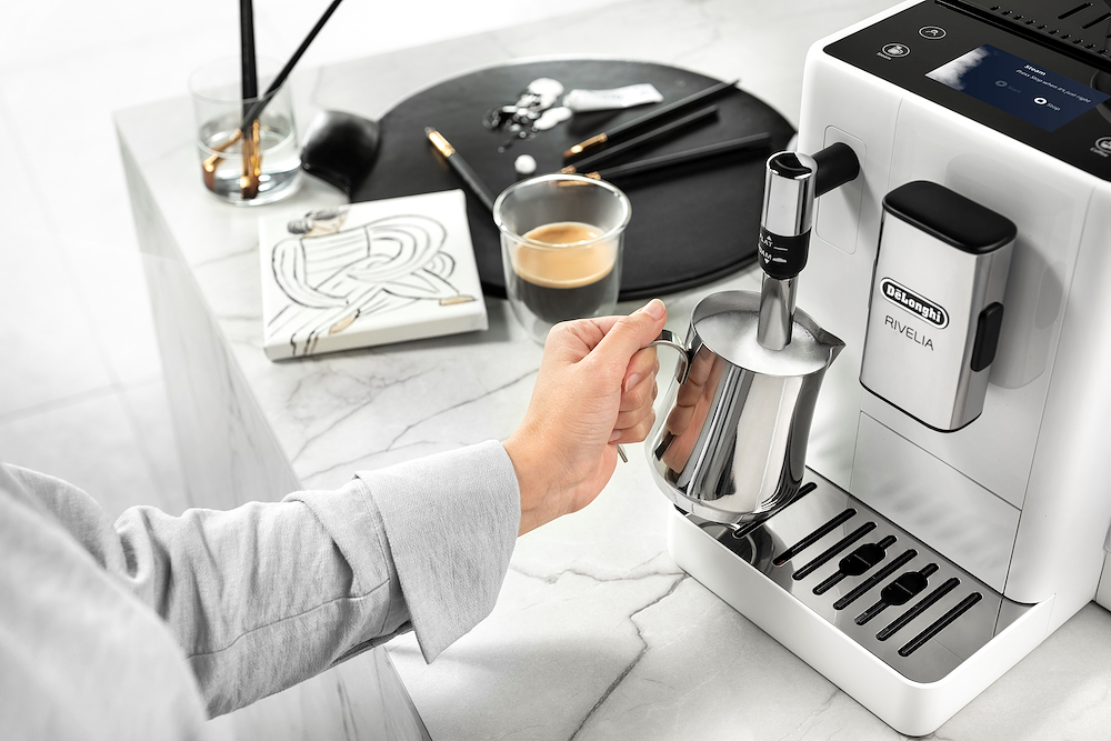 DE LONGHI EXAM44035W - De'Longhi Rivelia Kaffeevollautomat EXAM440.35.W