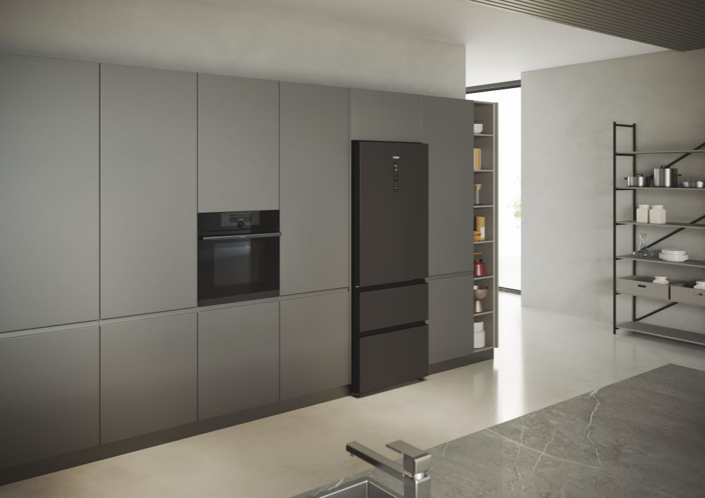 HAIER HTR5719ENPT - Kühlschrank 3P.528LT L.70CM Noir