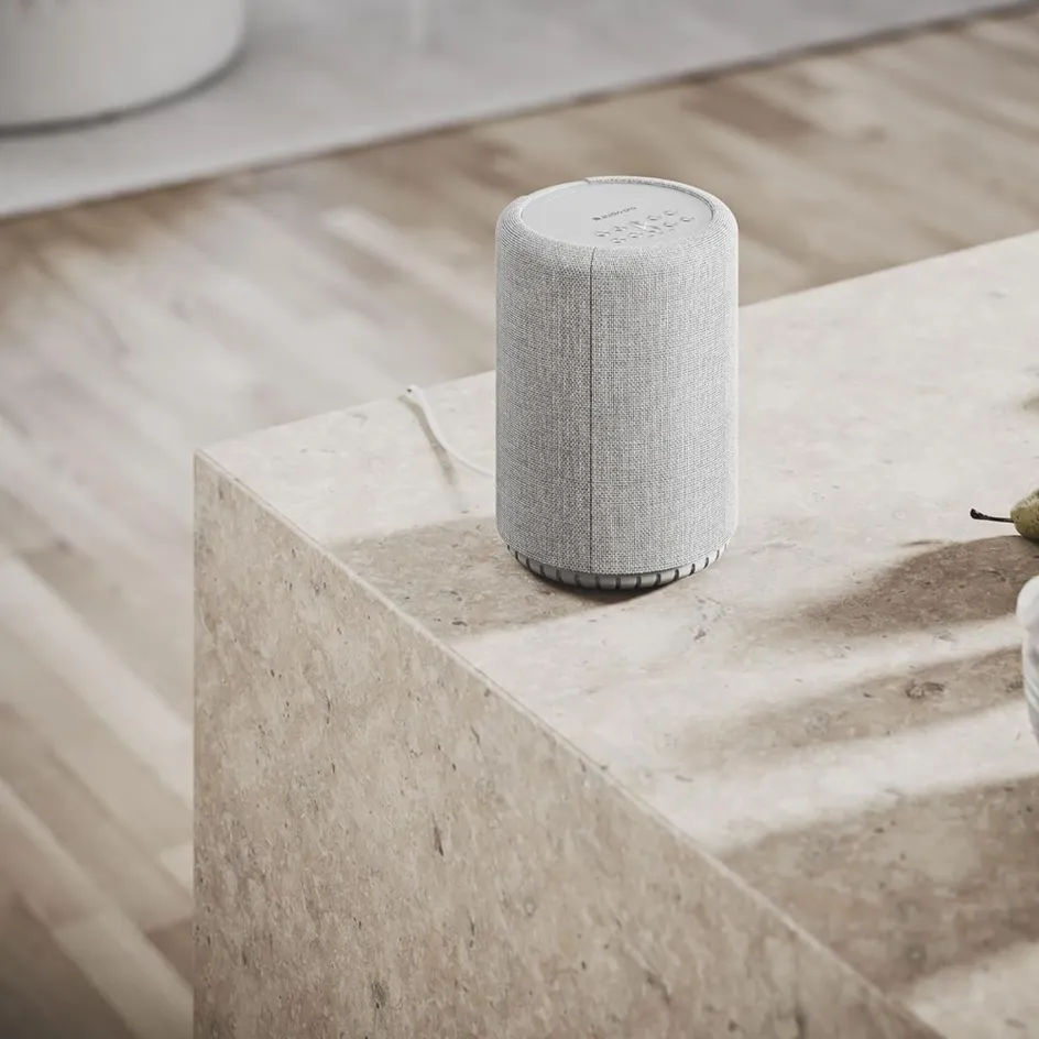 AUDIO PRO 155297 - Audio Pro A10 WLAN-Lautsprecher Hellgrau