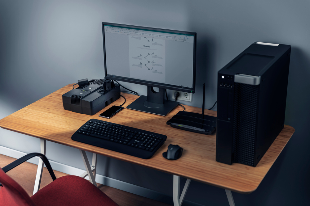 TRUST 23326 - Maxxon 800VA USV mit 6 Steckdosen