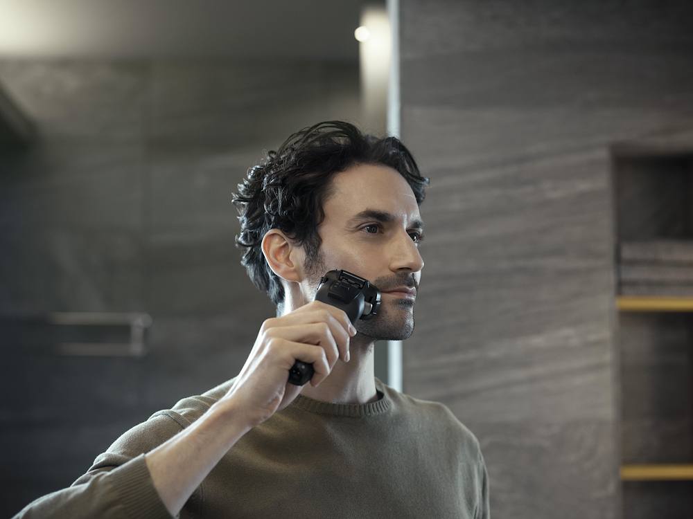 PANASONIC ESLV6UK803 - Rasierer mit 5 Klingen Wet&Dry