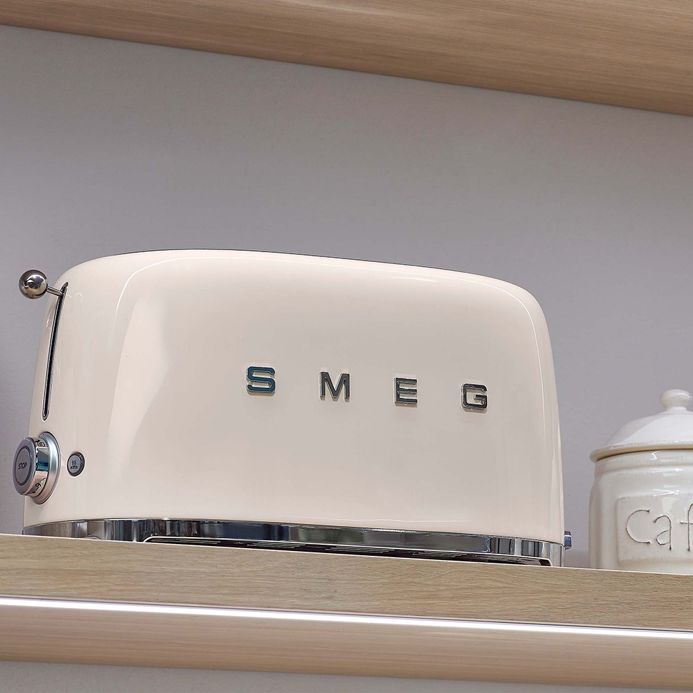 SMEG TSF02CREU - Toaster im 50er Jahre Stil, Cremefarben