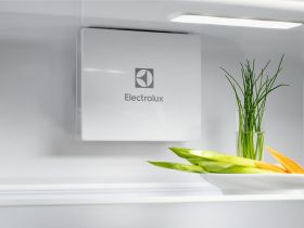 ELECTROLUX ENG7TE18SX